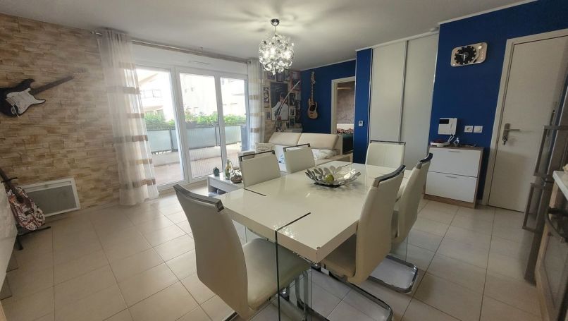 A louer APPARTEMENT T2 44 M2  MARSEILLE 13EME