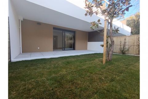 A louer APPARTEMENT NEUF T3 57 M2  CASTELNAU LE LEZ