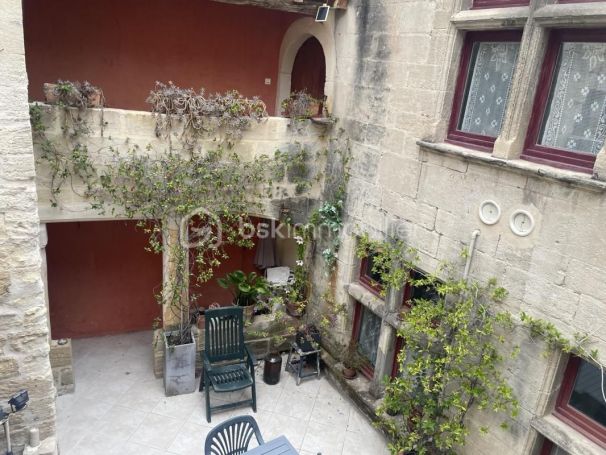 A vendre MAISON  DE MAîTRE  VALLABREGUES