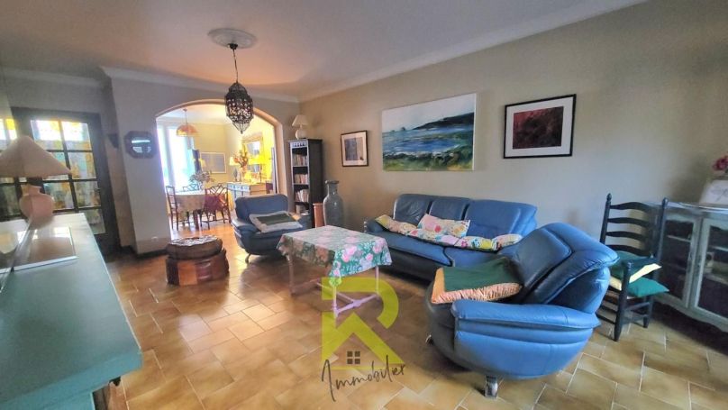 A louer MAISON  DE MAîTRE  LEZIGNAN CORBIERES