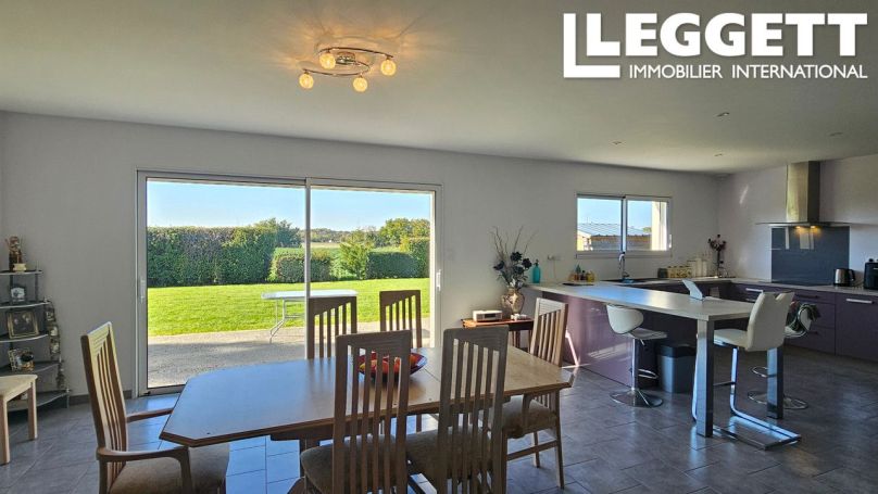 A louer MAISON  CONTEMPORAINE  FONTENAY LE COMTE