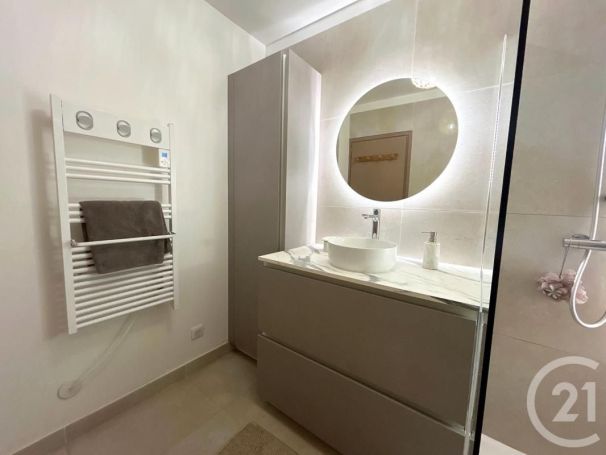 A louer APPARTEMENT NEUF T3 78 M2 TERRASSE  MONTPELLIER