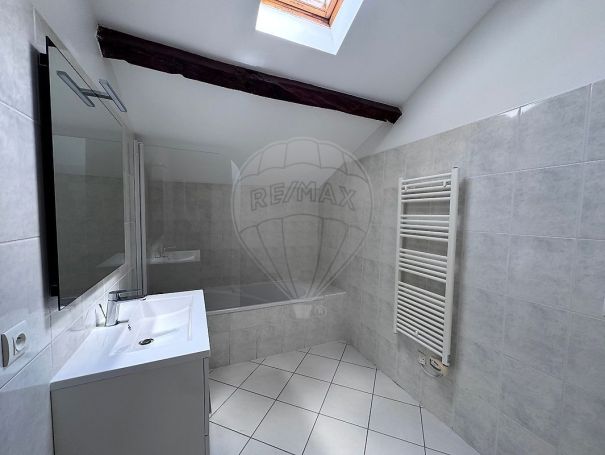 A louer LOFT T2 84 M2  LANGON