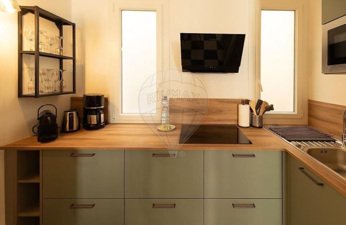 A louer APPARTEMENT T3 40 M2 BORD DE MER CANNES