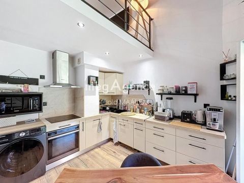 A louer MAISON  CONTEMPORAINE BORD DE MER CAVALAIRE SUR MER