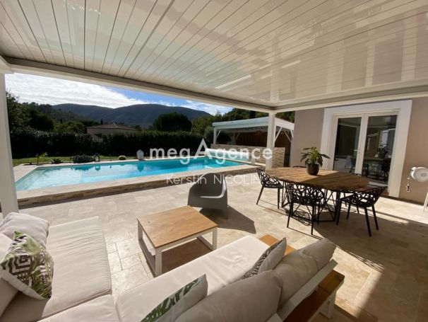 A vendre MAISON  7 PIECES 140 M2  MEOUNES LES MONTRIEUX