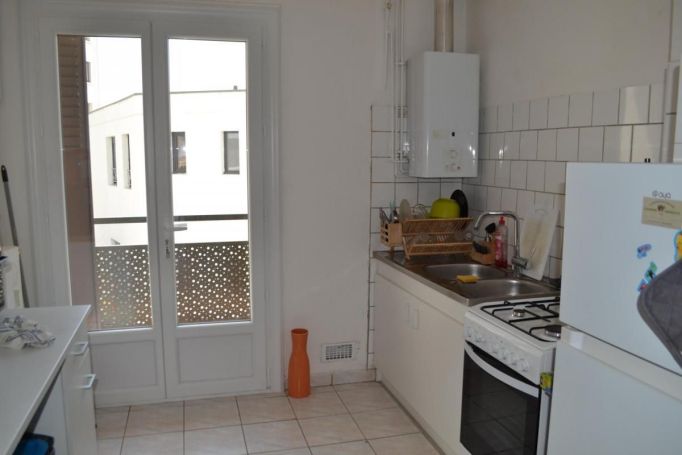A louer APPARTEMENT T3 70 M2  CARCASSONNE