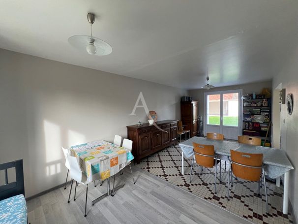 A vendre MAISON  5 PIECES 116 M2  AVRILLE