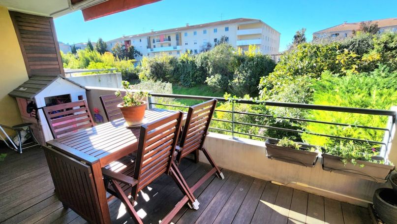A louer APPARTEMENT T4 86 M2 TERRASSE  MARSEILLE 13EME