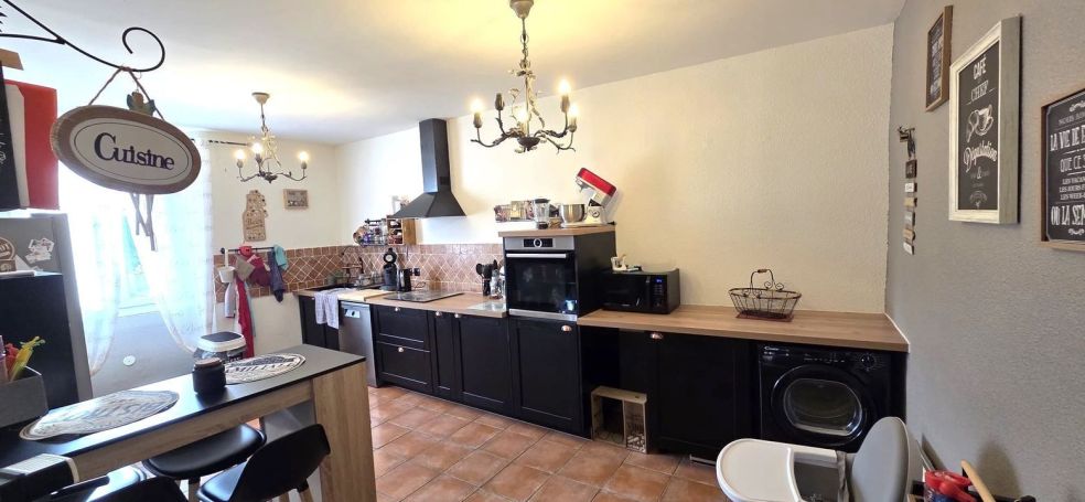 A louer APPARTEMENT T4 106 M2 TERRASSE  SIGNES