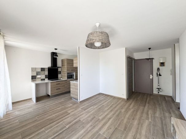 A louer APPARTEMENT T2 47 M2  MARSEILLE 13EME