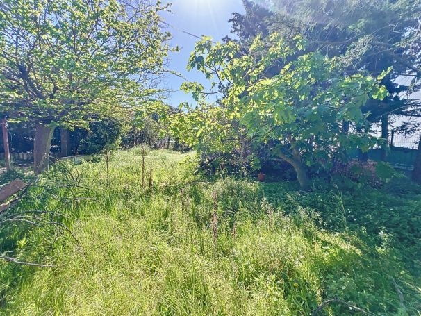 A vendre TERRAIN CONSTRUCTIBLE 373 M² CENTRE VILLE AU CALME La Seyne-sur-Mer