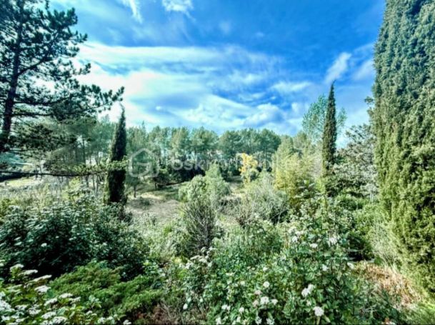 A louer MAISON  7 PIECES 193 M2  SAINT CLEMENT DE RIVIERE