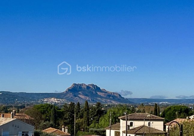 A louer APPARTEMENT T3 64 M2 TERRASSE BORD DE MER FREJUS