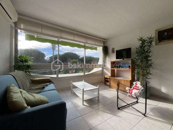 A louer STUDIO  24 M2 BORD DE MER LA GRANDE MOTTE