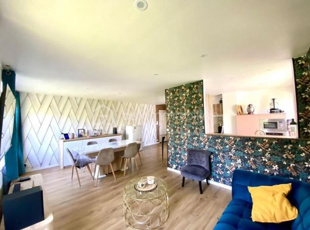 A louer APPARTEMENT T3 70 M2 BORD DE MER EU