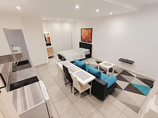 A louer STUDIO  29 M2 BORD DE MER OLLIOULES