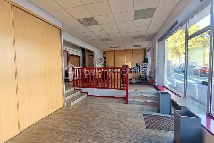 A louer APPARTEMENT  230 M2  OLORON SAINTE MARIE