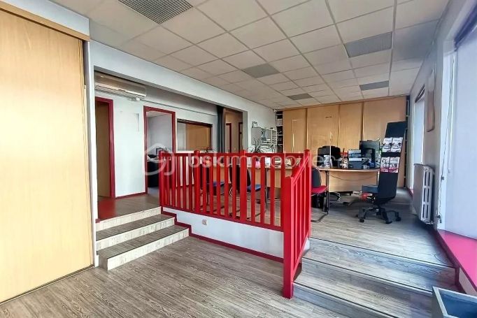 A louer APPARTEMENT  230 M2  OLORON SAINTE MARIE