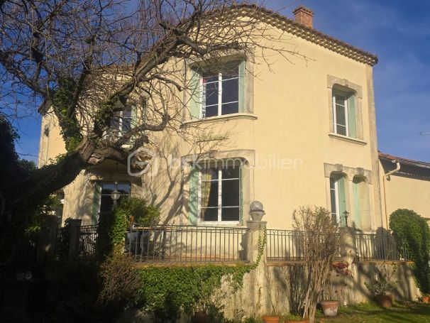 A louer MAISON  DE MAîTRE  BARBENTANE