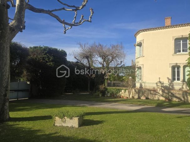 A louer MAISON  DE MAîTRE  BARBENTANE