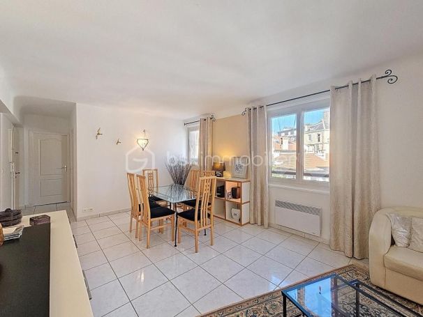 A louer APPARTEMENT T3 64 M2 BORD DE MER BIARRITZ