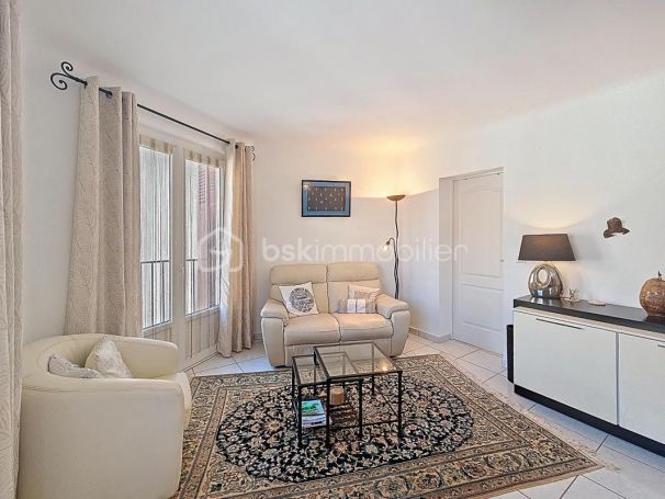 A louer APPARTEMENT T3 64 M2 BORD DE MER BIARRITZ