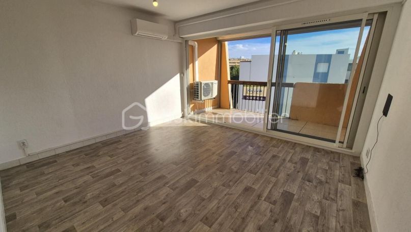 A louer APPARTEMENT NEUF T2 36 M2 TERRASSE PIEDS DANS L'EAU SAINT CYPRIEN
