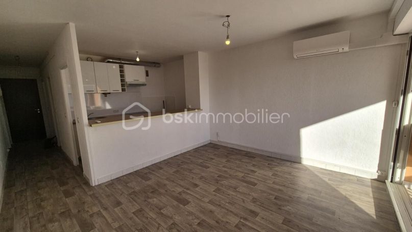 A louer APPARTEMENT NEUF T2 36 M2 TERRASSE PIEDS DANS L'EAU SAINT CYPRIEN