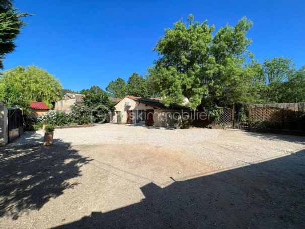 A louer MAISON  DE MAîTRE  SAINT ZACHARIE