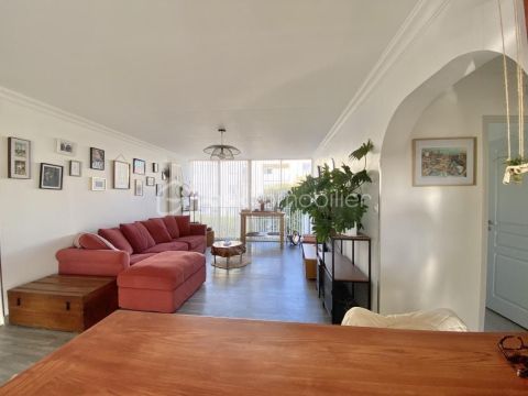 A louer APPARTEMENT T4 76 M2 BORD DE MER SIX FOURS LES PLAGES