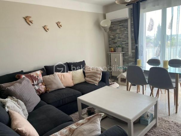 A louer APPARTEMENT T4 69 M2 TERRASSE BORD DE MER TOULON