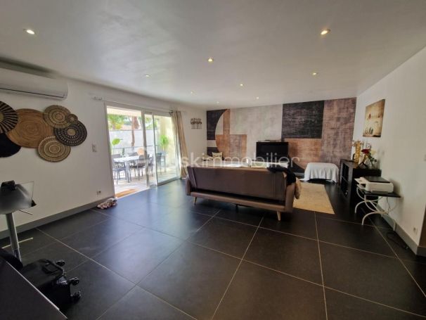 A louer MAISON  CONTEMPORAINE BORD DE MER TOULON