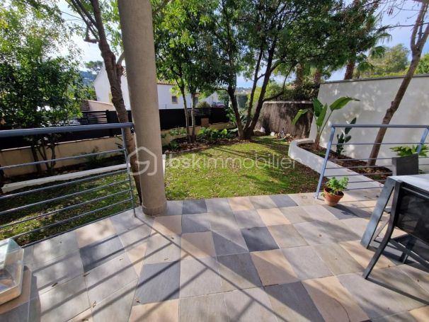 A louer MAISON  CONTEMPORAINE BORD DE MER TOULON