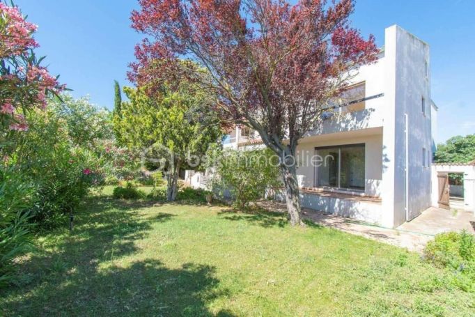 A louer MAISON  D'ARCHITECTE BORD DE MER BALARUC LES BAINS