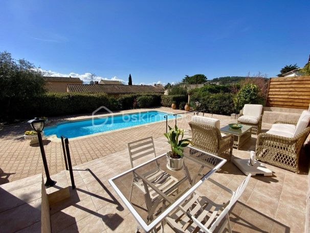 A vendre MAISON  4 PIECES 120 M2  TRANS EN PROVENCE