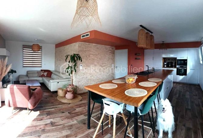 A louer MAISON  CONTEMPORAINE  IZON