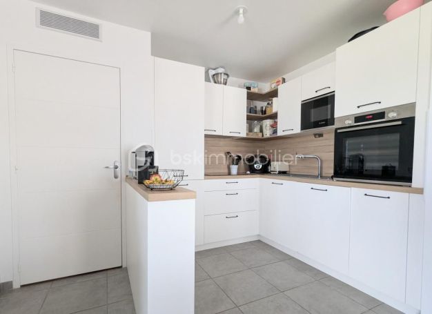 A louer APPARTEMENT T4 78 M2  EPRON