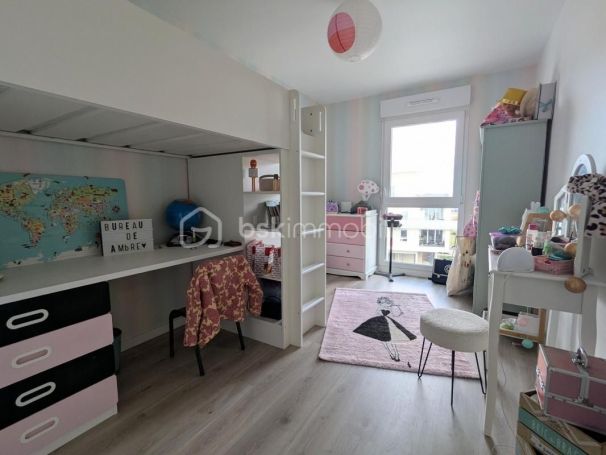 A louer APPARTEMENT T4 78 M2  EPRON