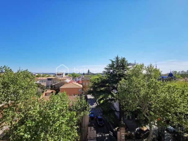 A louer APPARTEMENT T3 67 M2  SALON DE PROVENCE