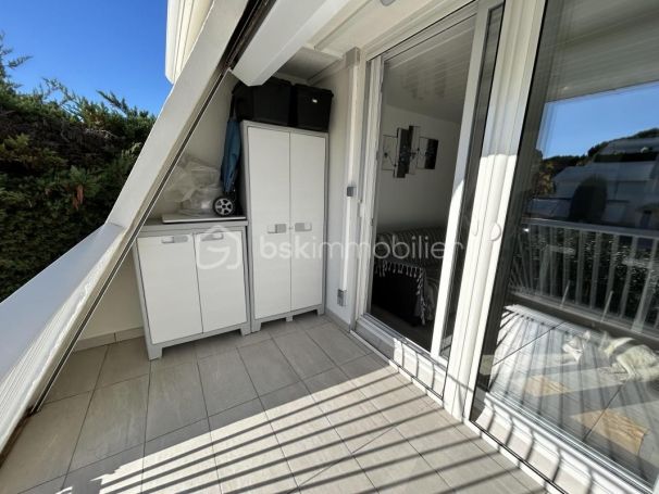 A louer STUDIO NEUF  26 M2 TERRASSE BORD DE MER LA GRANDE MOTTE