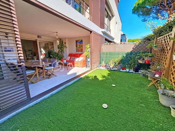 A louer APPARTEMENT T3 81 M2 PLAGE à PIED LA GRANDE MOTTE