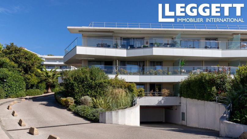 A louer APPARTEMENT T2 45 M2 TERRASSE BORD DE MER NICE