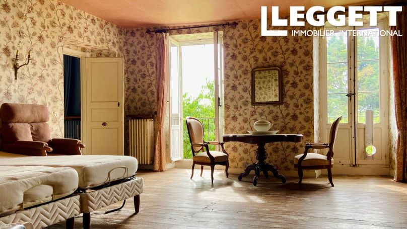 A louer MAISON  DE MAîTRE  CASTELNAUDARY