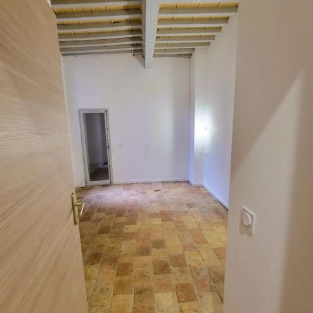 A vendre APPARTEMENT T3 80 M2  PEZENAS
