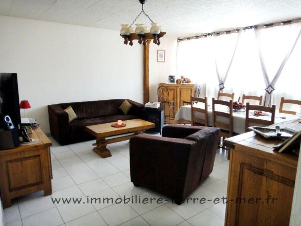 A louer APPARTEMENT T4 75 M2  MARSEILLE 15EME