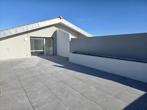 A louer APPARTEMENT T4 93 M2 TERRASSE BORD DE MER LA CIOTAT