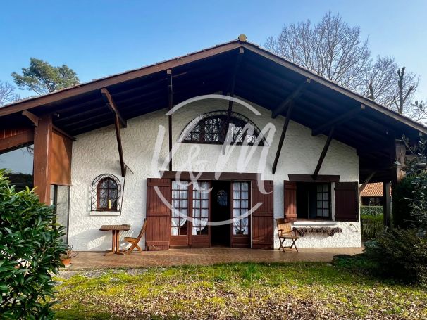 A vendre JOLIE MAISON LANDAISE 5 PIECES A RENOVER LEGE CAP FERRET