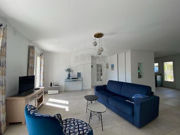 A louer MAISON  5 PIECES 135 M2 BORD DE MER ROYAN