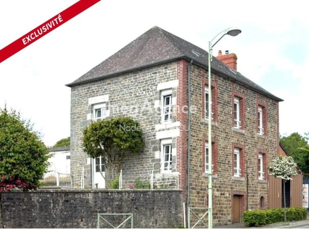 A louer MAISON  DE MAîTRE  CAMPEAUX